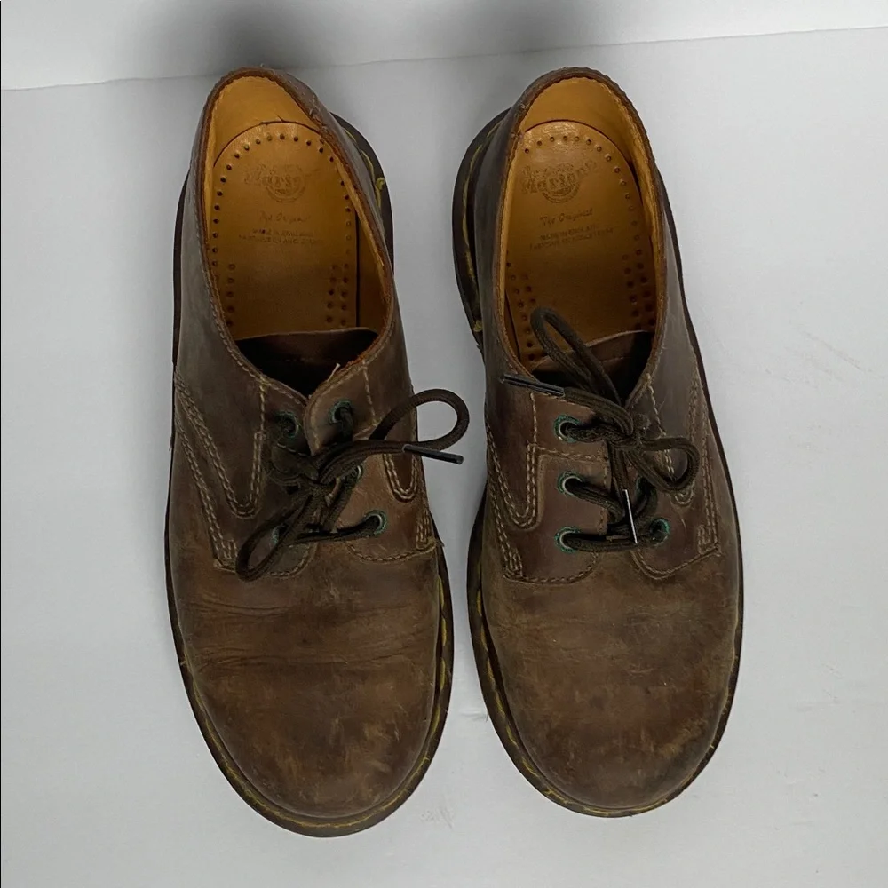 Dr. Martens stylish brown